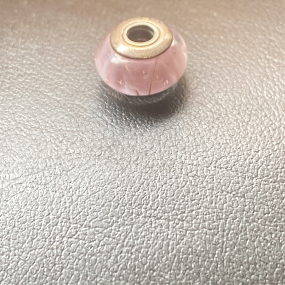 Pandora Glass Purple Charm - Picture 3 of 4